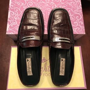 BRIGHTON SIZE 9 1/2 LADIES DRESS SHOES